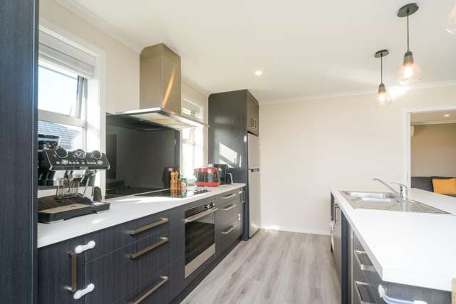 124 Pharazyn Street Feilding_3