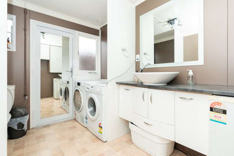 65 Deanwell Avenue Melville_13