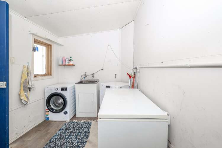 240 Bay View Road South Dunedin_18