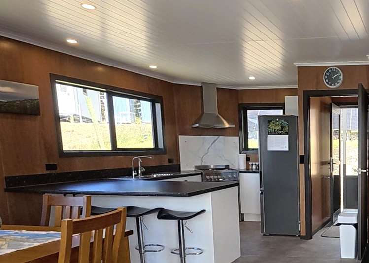 301 E Tahakopa Valley Road Owaka_5