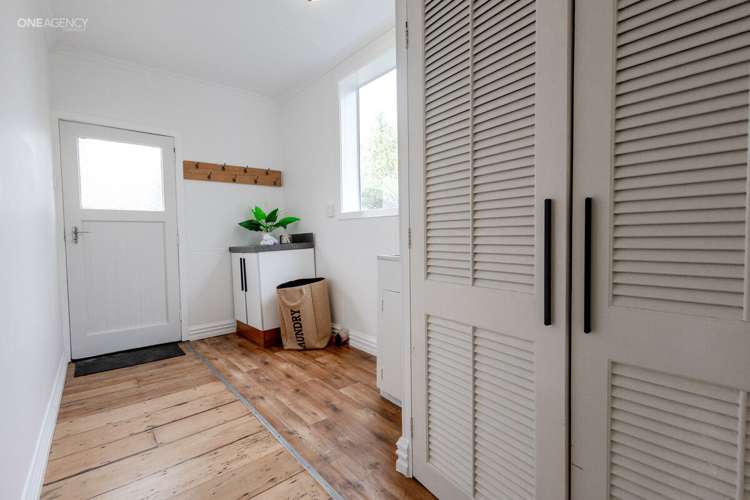 86 Bealey Street Hokitika_25