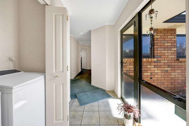 3 Saddle Row Welbourn_51