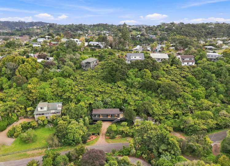 17 Kennedy Road Surfdale_1