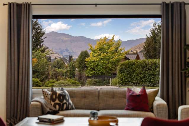 13 Hovingham Court Jacks Point_2