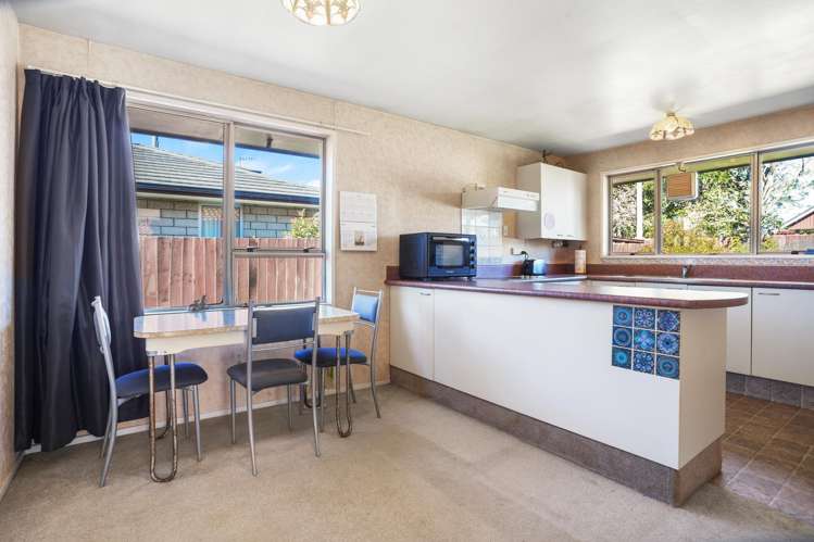 6 Fenmere Place Burwood_2