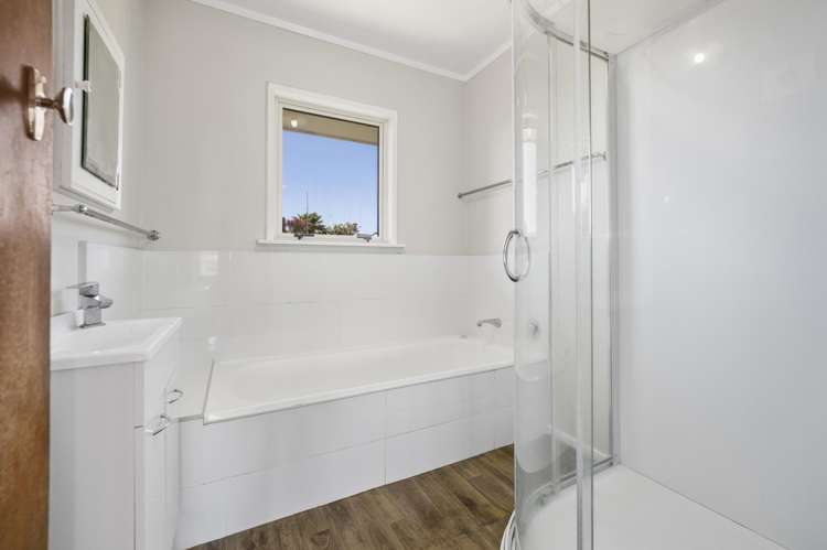 584 Fraser Street Greerton_11