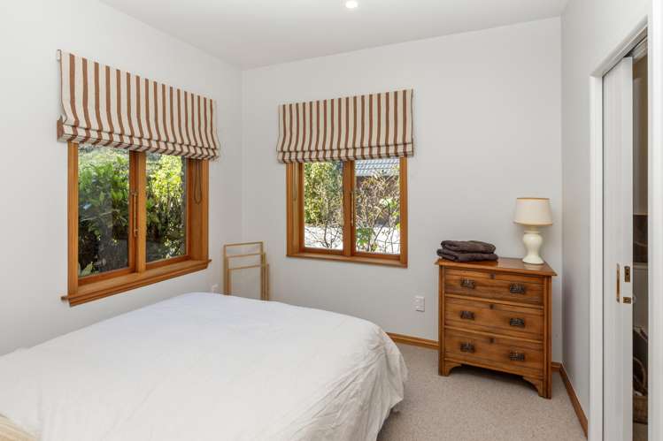 313 Plaskett Road Fernside_18