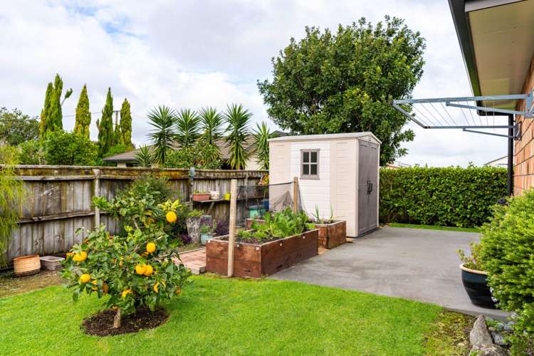 22 Paradise Point Place One Tree Point_25