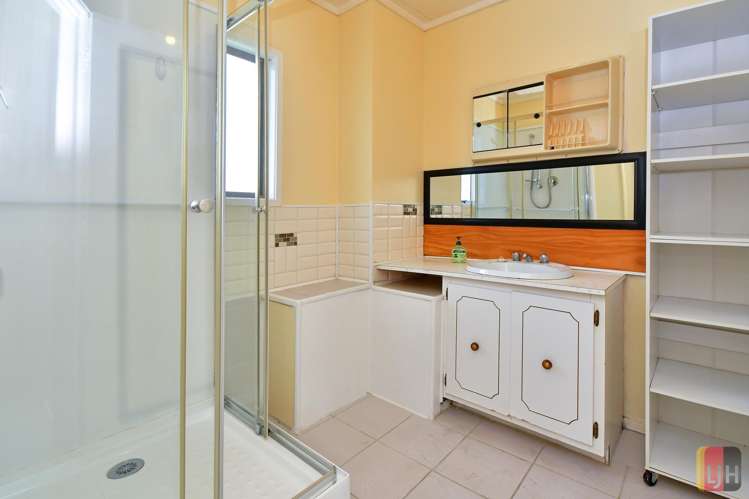 6 Charles Miller Court Clarks Beach_9