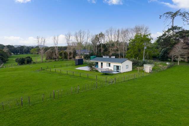 12 Joyce Adams Place Waimauku_2