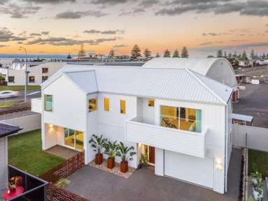 33 Coronation Street_3