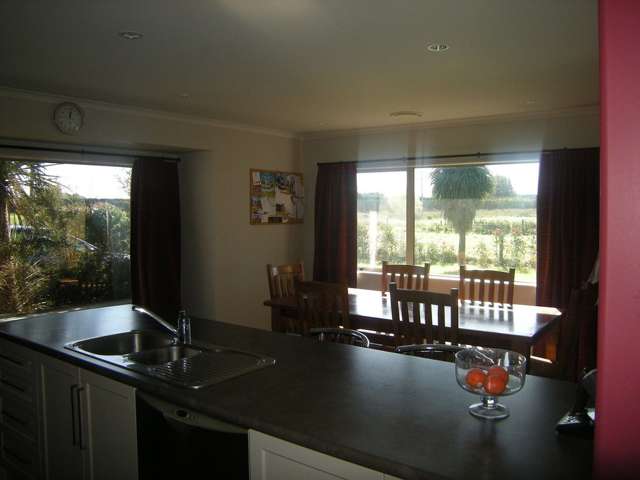 283 Greenpark Road Lincoln_4