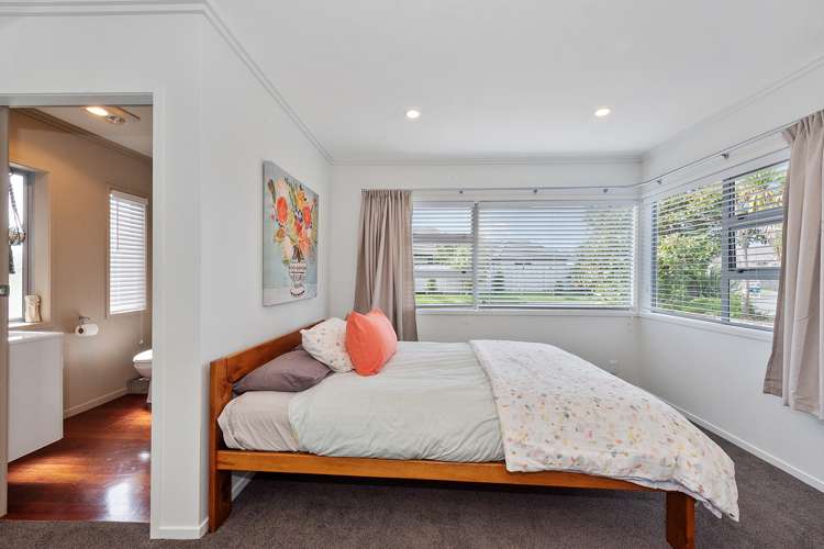 7 Merlin Close Huntington_12