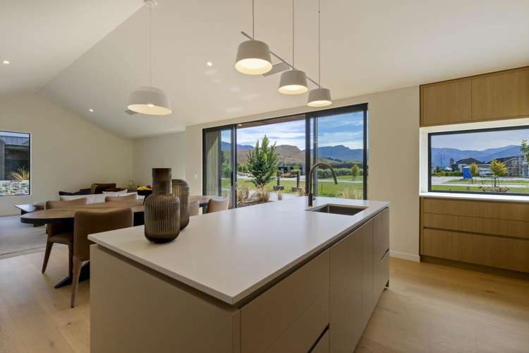 16 Carrick lane Queenstown_11