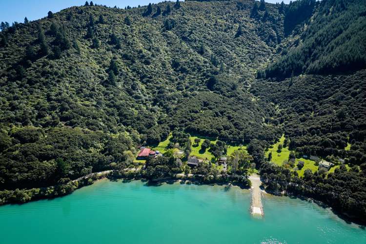 5078 Kenepuru Road Kenepuru Sound_21