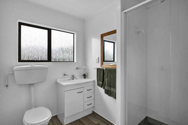 118 Riversdale Drive Merrilands_11
