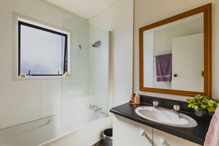 2/205 Avondale Road Greenmeadows_8