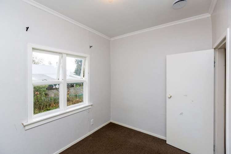 10 Fox Street Okato_12