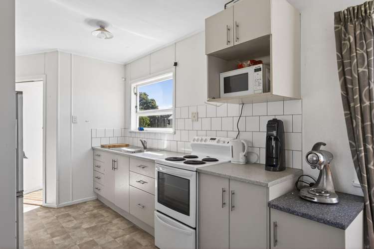 117 Main Road Makaraka_6