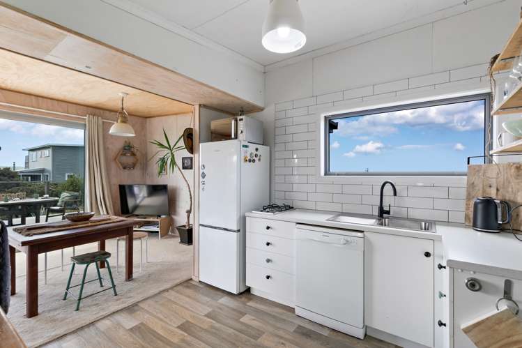 31 Violet Street Riverton_14