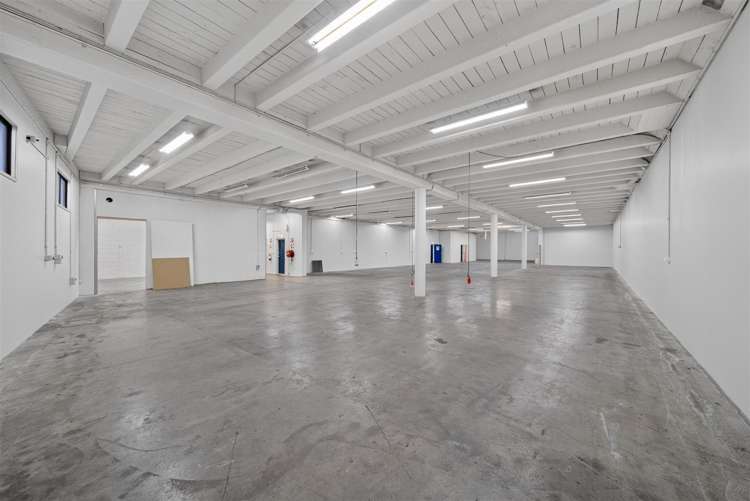 48-50 Disraeli Street Addington_18