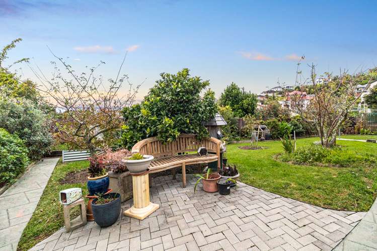 4 Astor Place Orewa_22