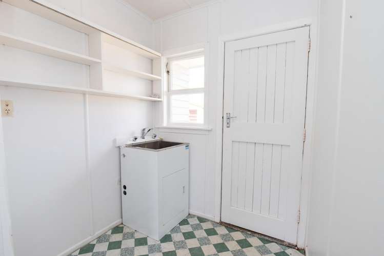 47 River Road Ngatea_16