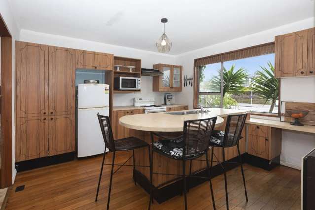 8 Aston Drive Waimairi Beach_4