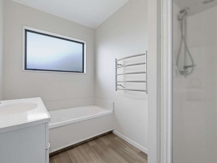 15 Morey Street Owhata_13