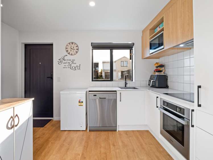 55 Miromiro Street_3
