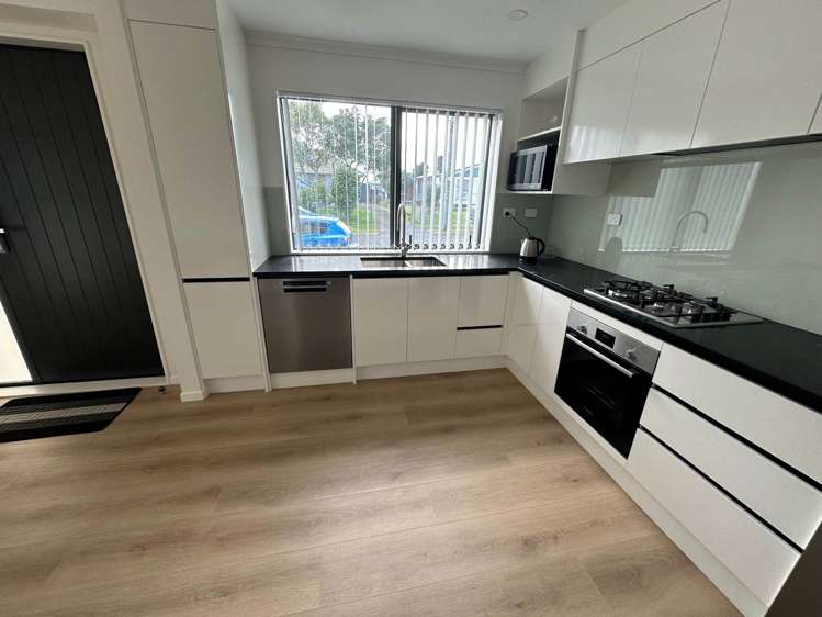 8A Gardiner Grove Mangere East_1