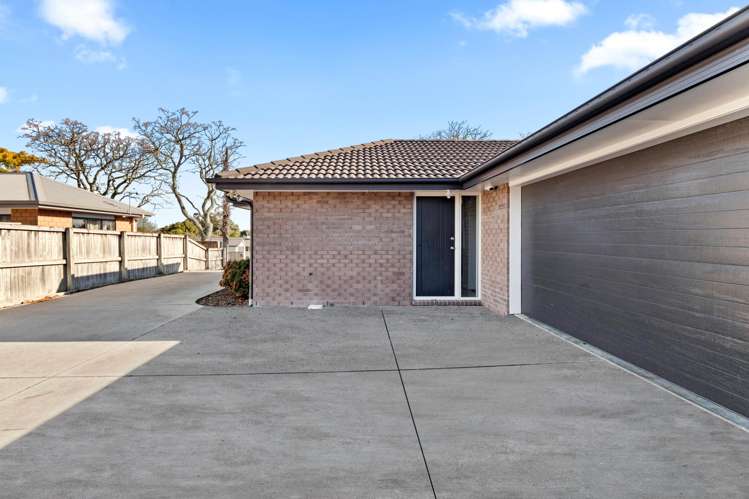 55a Houchens Road Glenview_2