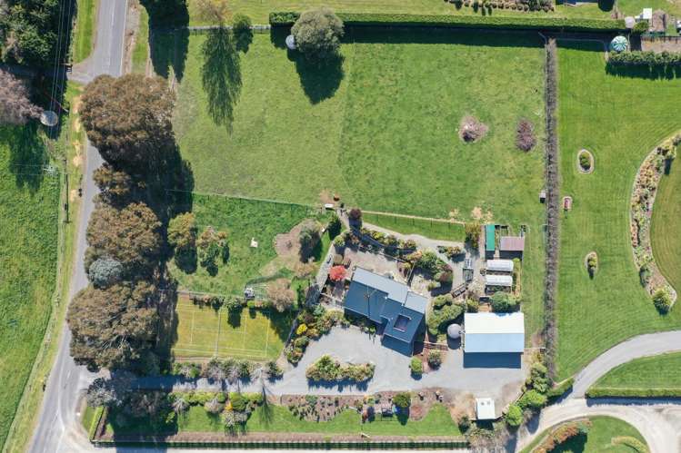 185 Homestead Road Weston_32