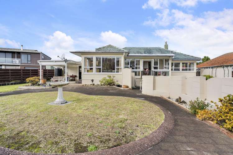 12 Howlett Street_2