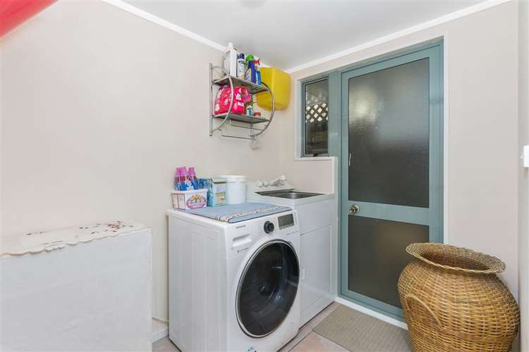 7 Bay Street Matua_17