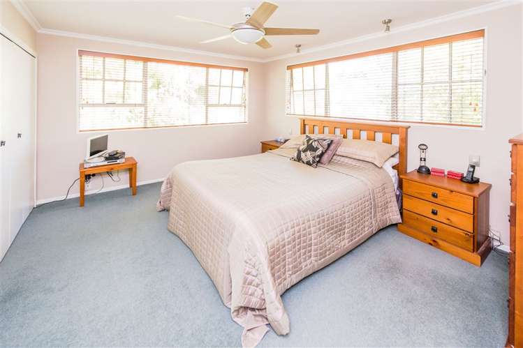 1 Alexa Place Saint Johns Hill_8