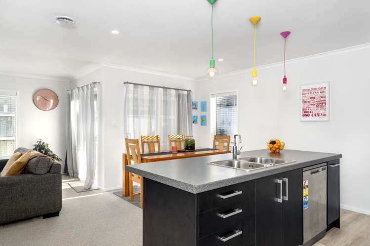 43a Puhirake Crescent Pyes Pa_5