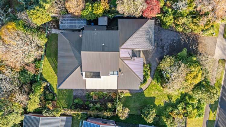 64 Karina Road_2