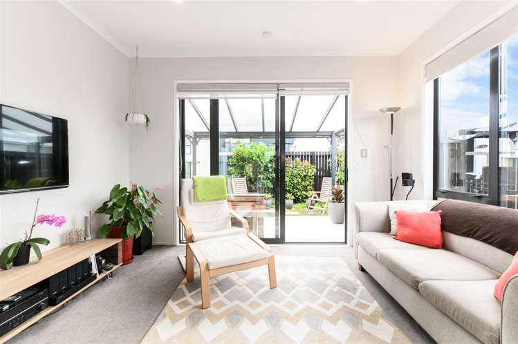 1/25 Sidney Wallingford Way Hobsonville_6