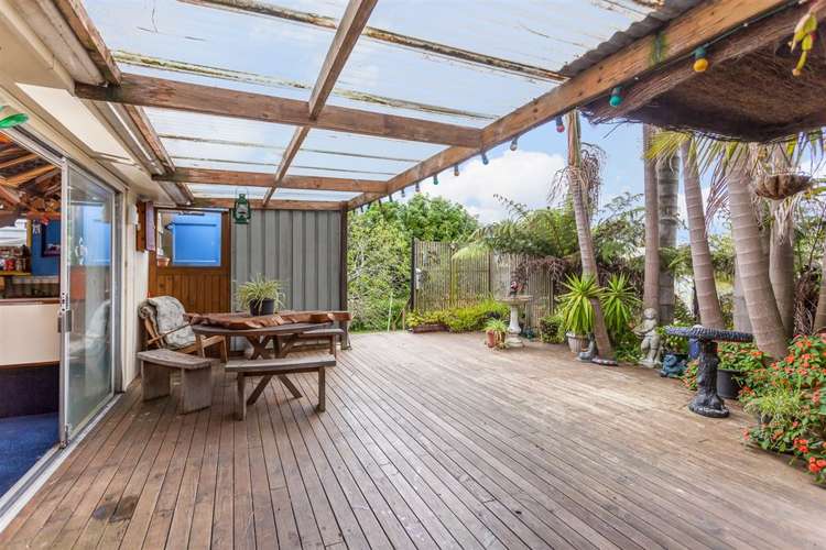 6 Archlynn Road Kelston_6