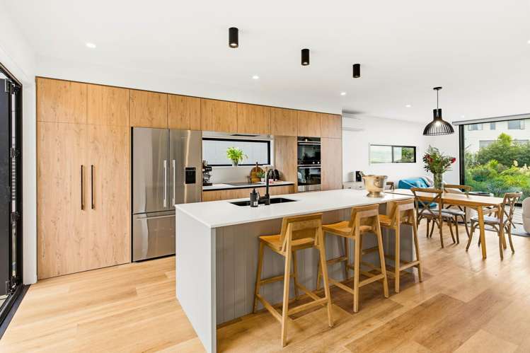 3/2 Clayton Street St Clair_9