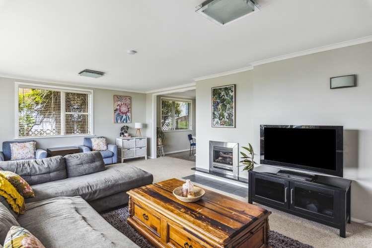 51 Kakariki Grove Waikanae_6