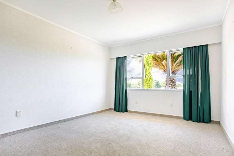 208 Adelaide Road Dannevirke_15