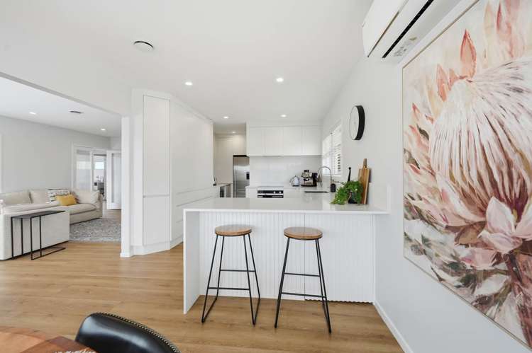 21B Devon Road Bucklands Beach_9