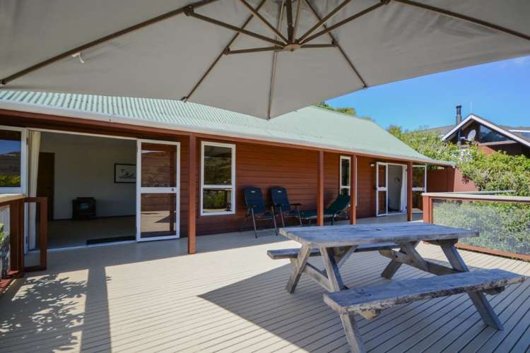 17 Settlers Hill Akaroa_28