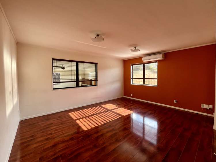 146 Botany Road Botany Downs_10