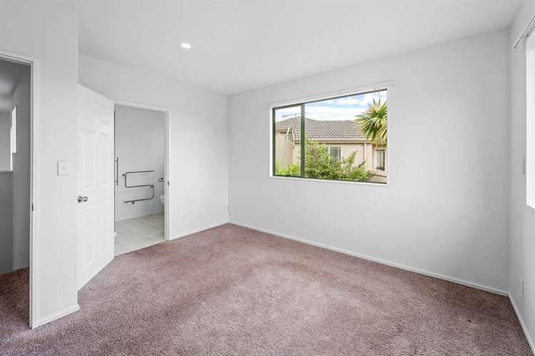20 Caversham Drive Torbay_10