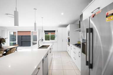 23 Probert Crescent_4