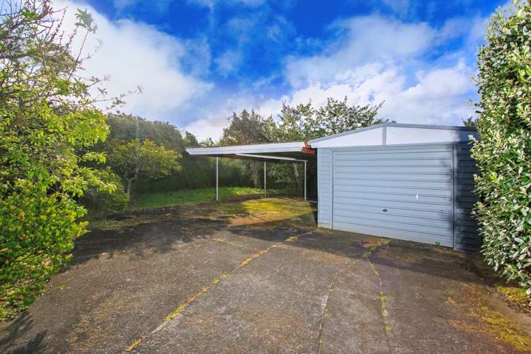 1 Vodanovich Road Te Atatu South_18