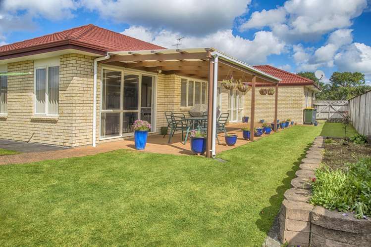 27 Turnberry Drive Wattle Downs_10